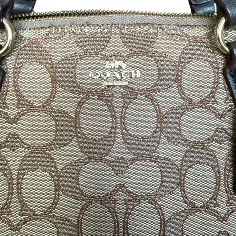 Coach Small Kelsey Crossbody in Signature Jacquard EUC - Picture 4 of 12